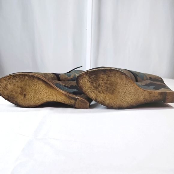 Giuseppe Zanotti Camo Wedge Ankle Boots Size 40.5 - Picture 3 of 9